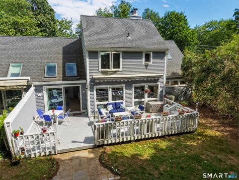 20 Centre Village Drive Madison CT 06443