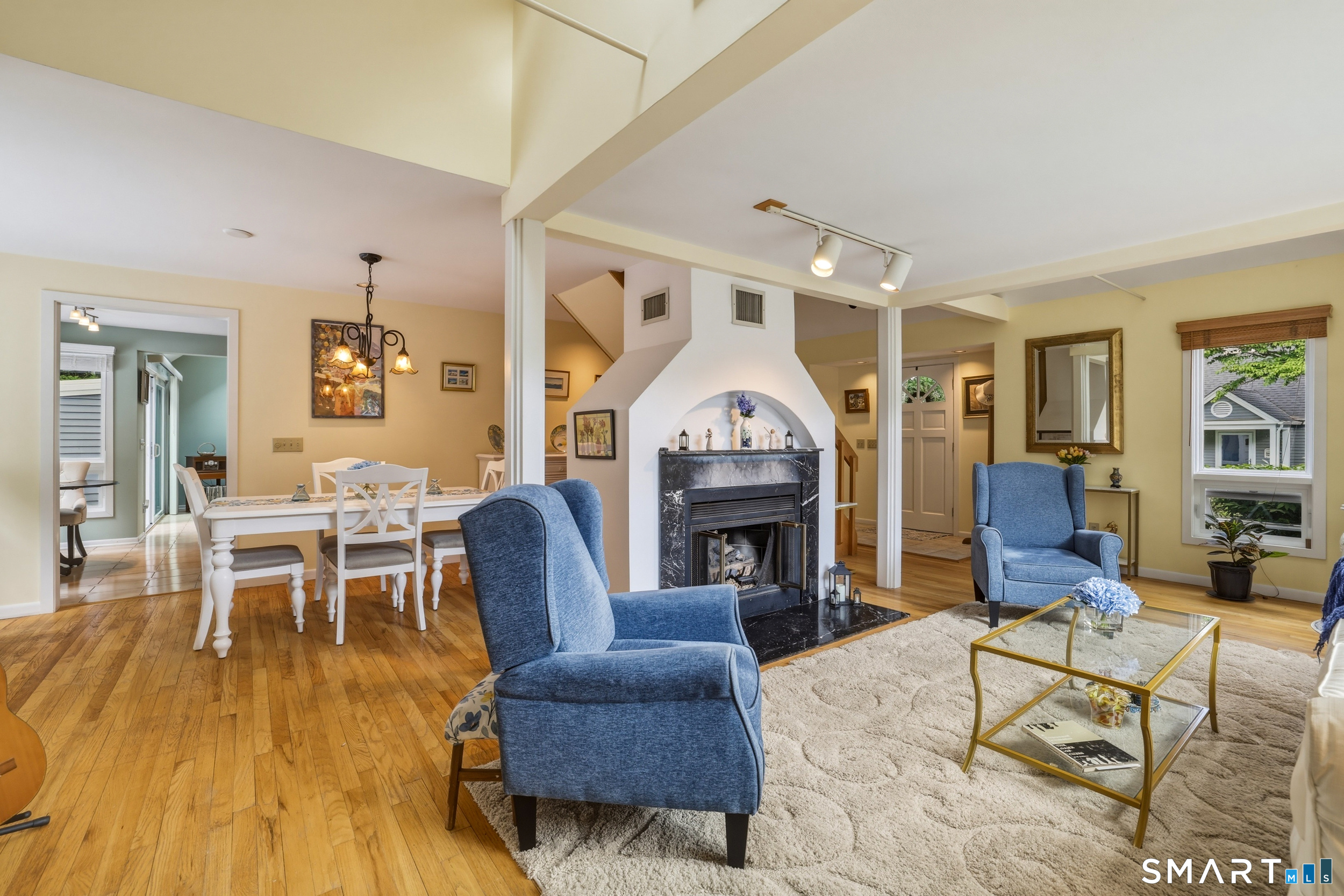 20 Centre Village Drive Madison CT 06443