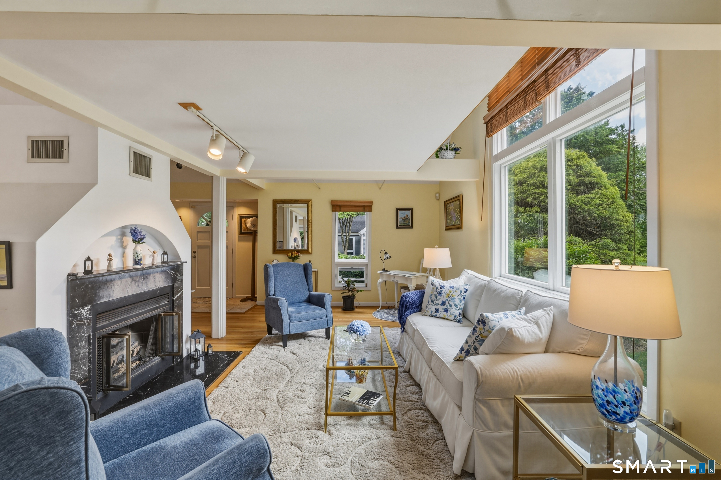 20 Centre Village Drive Madison CT 06443