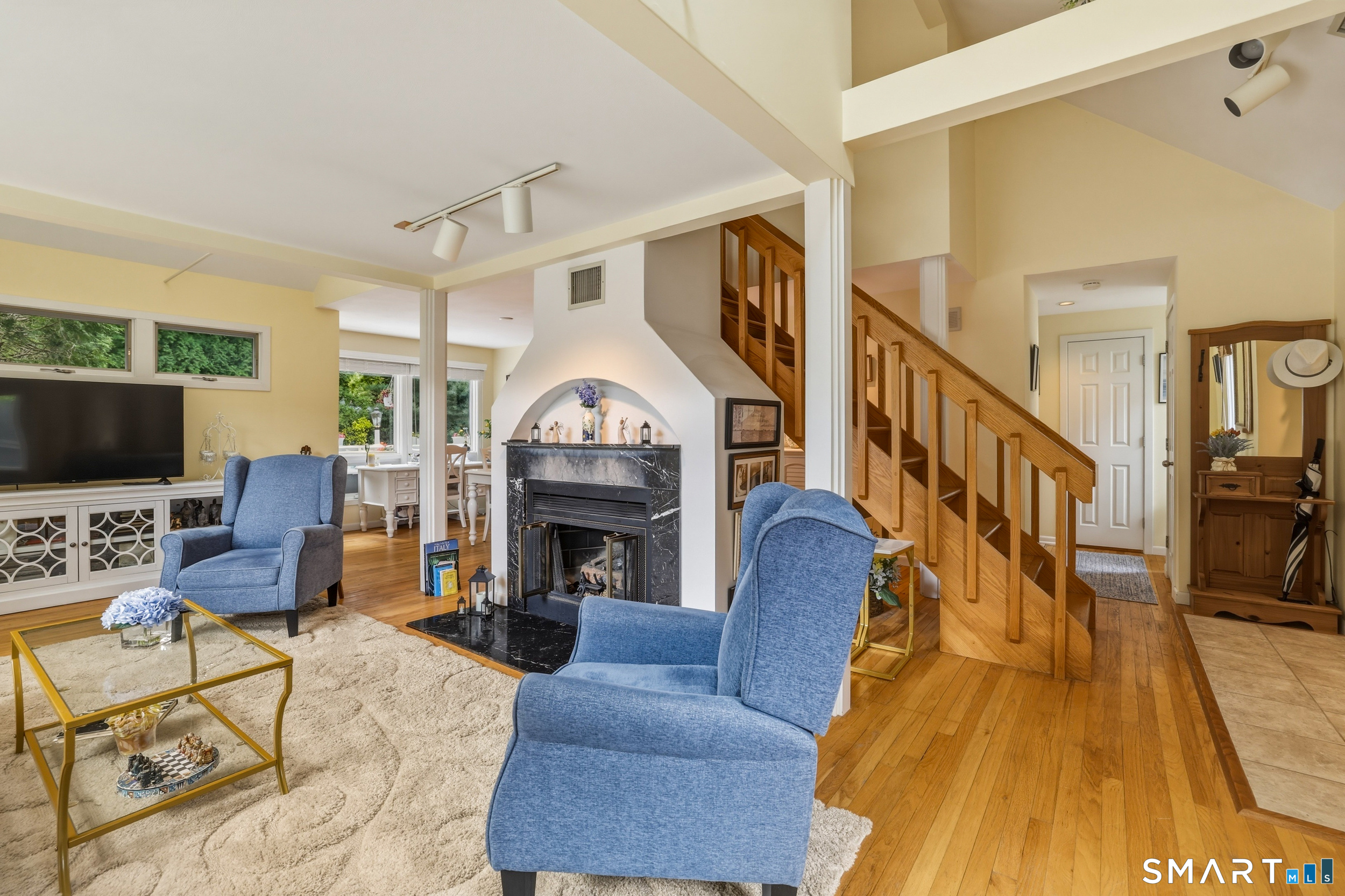 20 Centre Village Drive Madison CT 06443