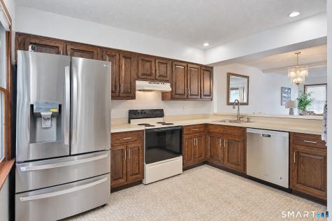 55 Mill Plain Road Danbury CT 06811