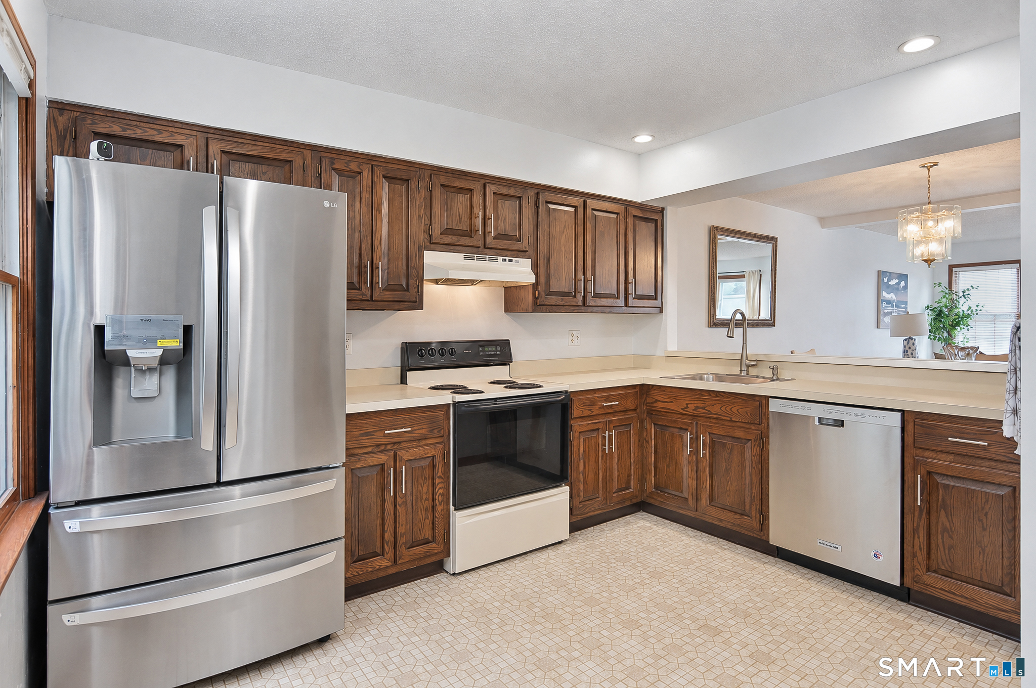 55 Mill Plain Road Danbury CT 06811