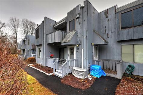 11 Cedar Court East Haven CT 06513