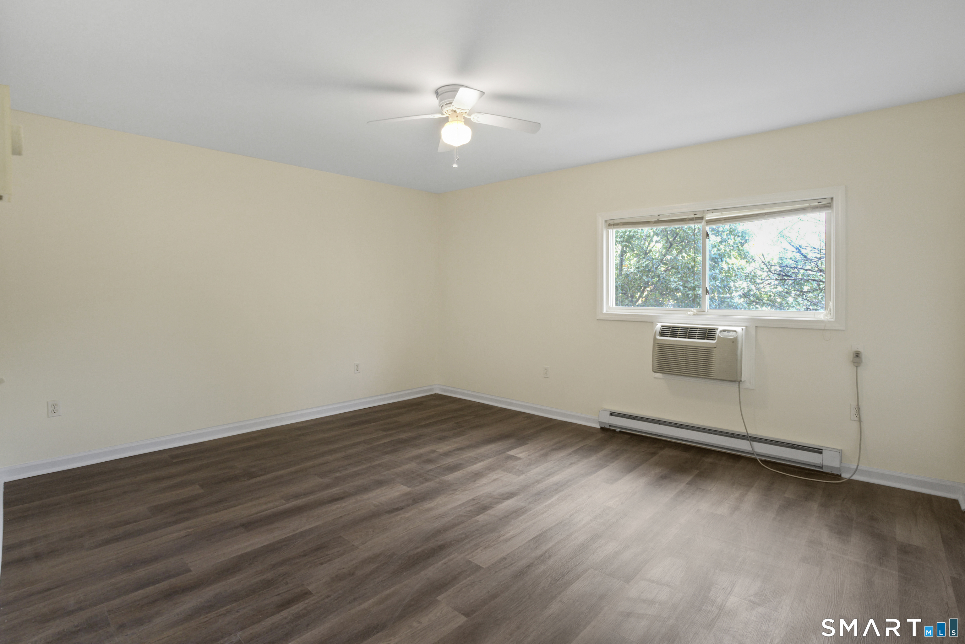 57 Glade Street West Haven CT 06516
