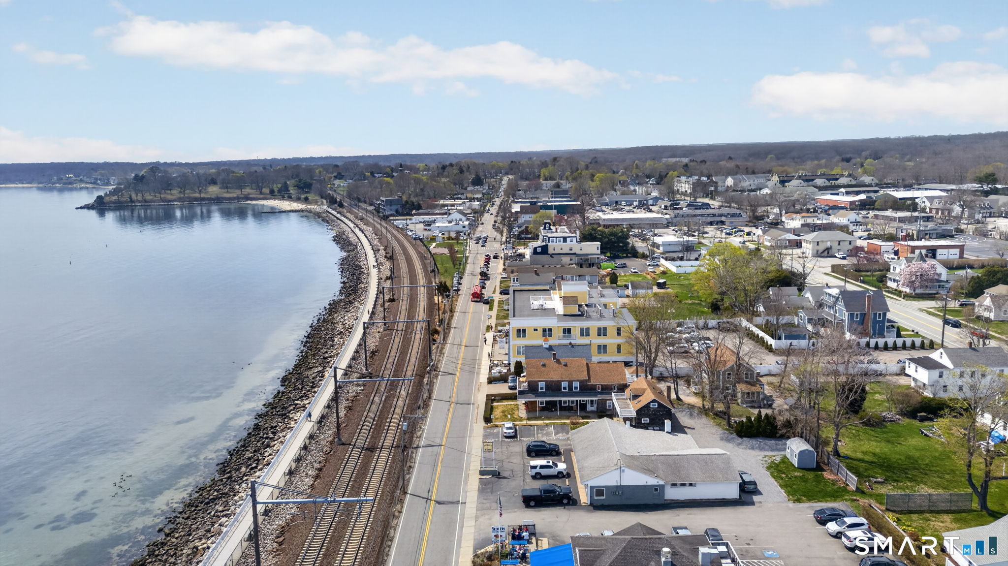 185 Main Street East Lyme CT 06357