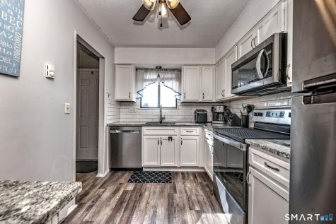 238 North Hampton Court Meriden CT 06450