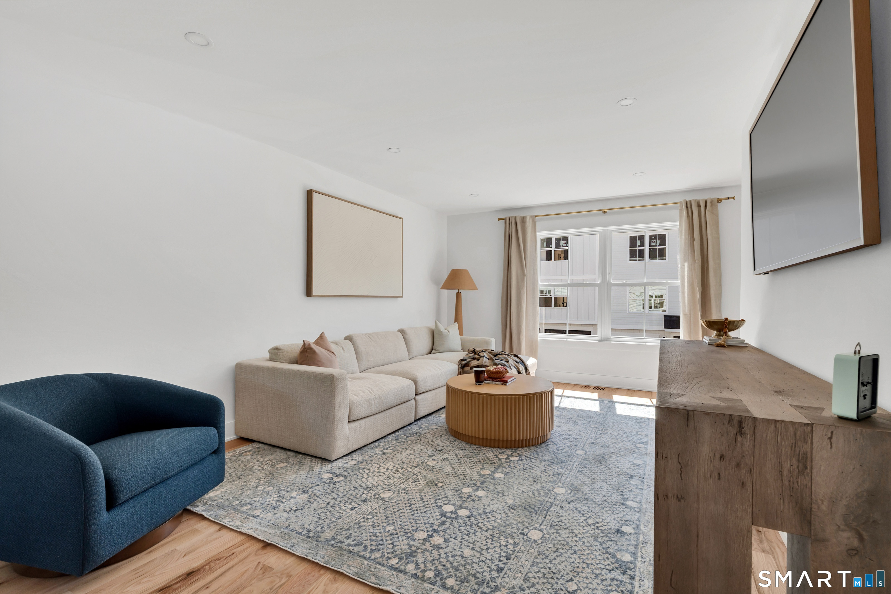 843 North Street Milford CT 06041