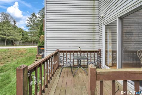 75 Eastbrook Heights Mansfield CT 06250