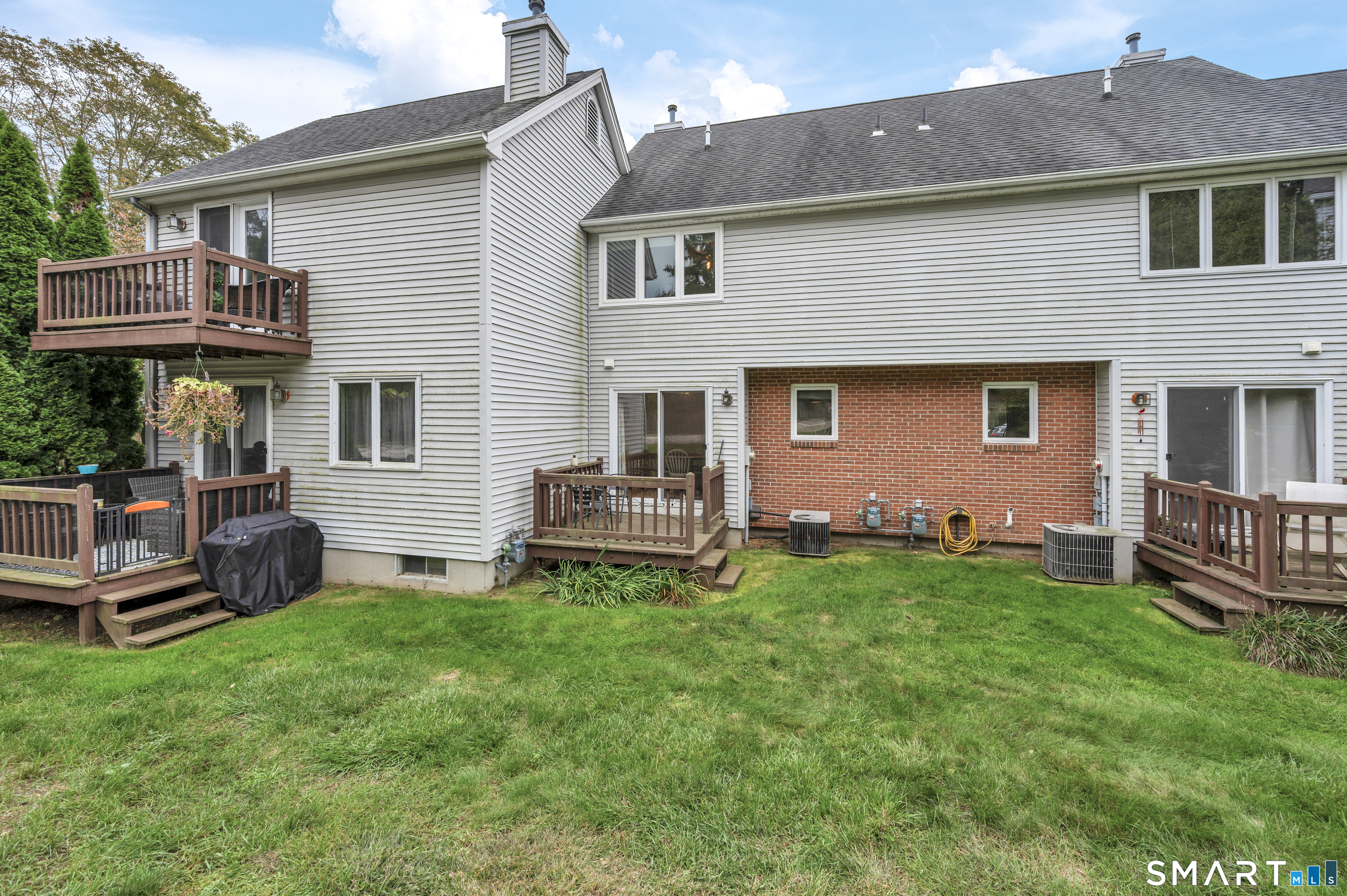 75 Eastbrook Heights Mansfield CT 06250
