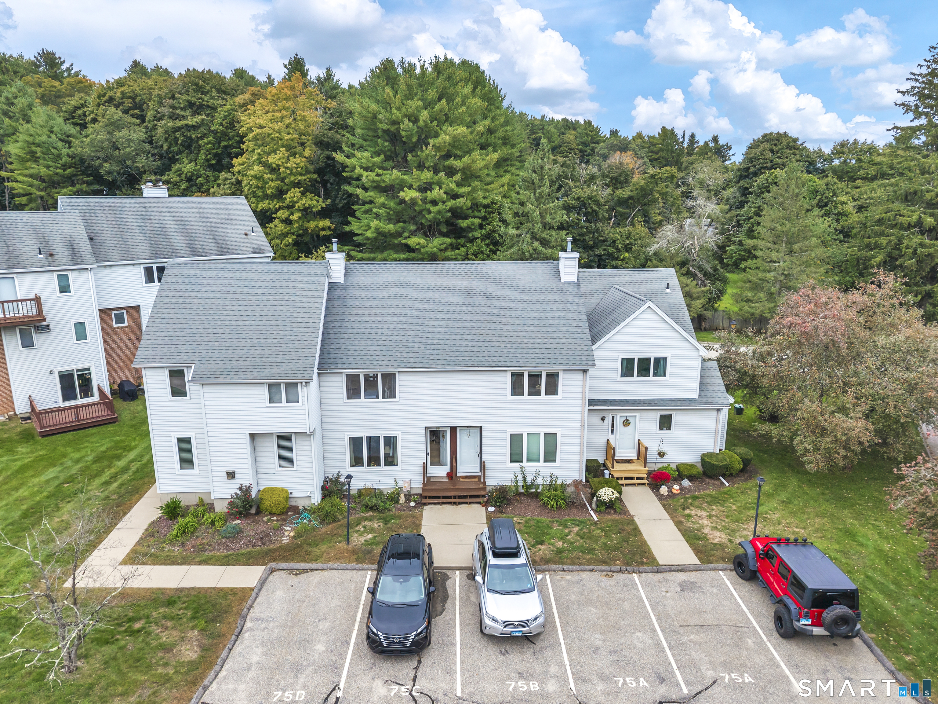 75 Eastbrook Heights Mansfield CT 06250