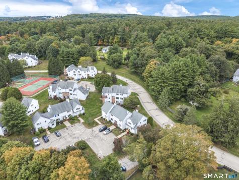 75 Eastbrook Heights Mansfield CT 06250
