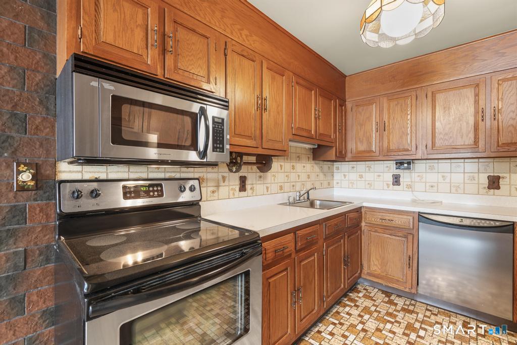 34 Crescent Street Stamford CT 06906