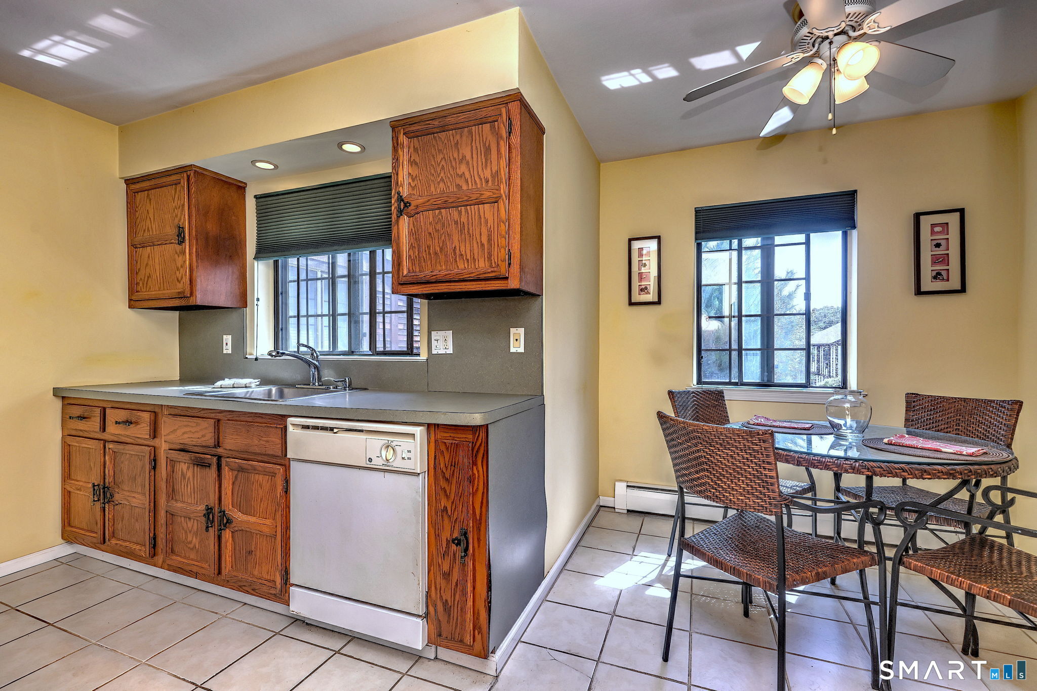330 Foxwood Lane Milford CT 06461