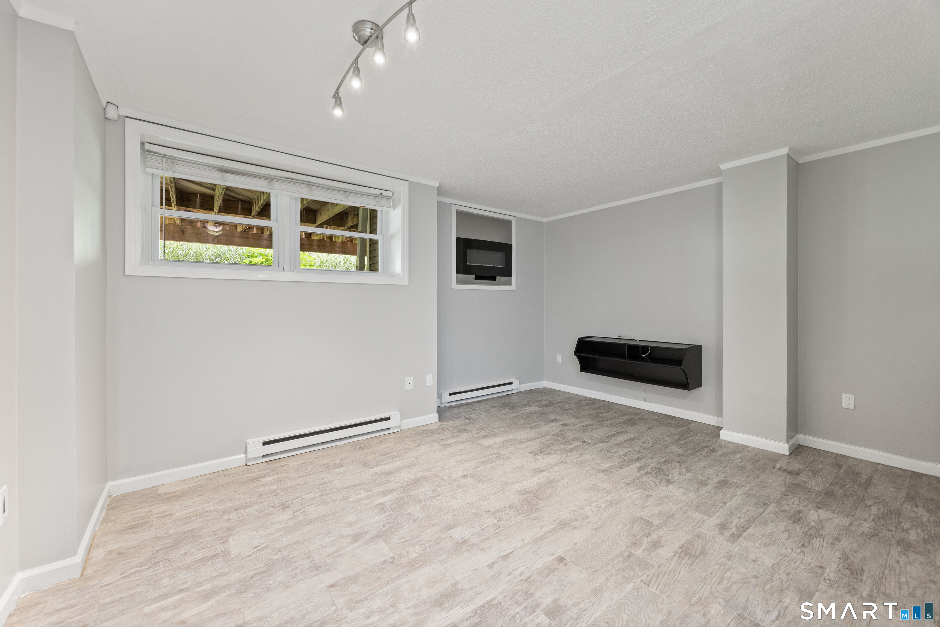 350 Bristol Street Waterbury CT 06708