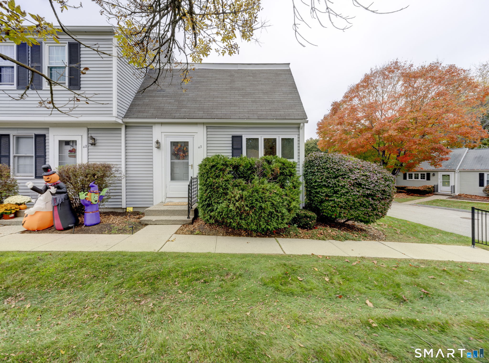 43 Constitution Square Mansfield CT 06250