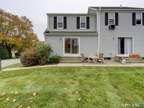 43 Constitution Square Mansfield CT 06250
