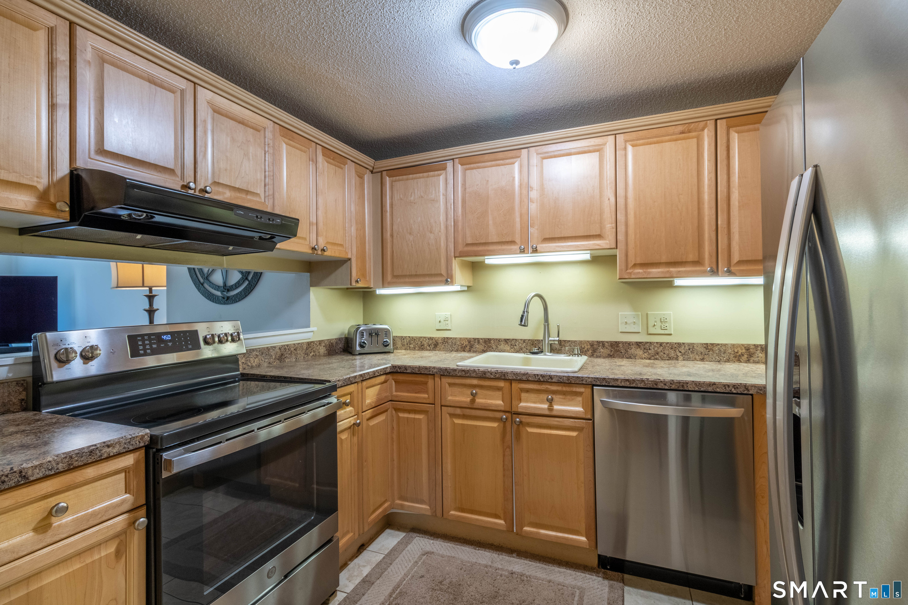 3 Dutton Place Way Glastonbury CT 06033