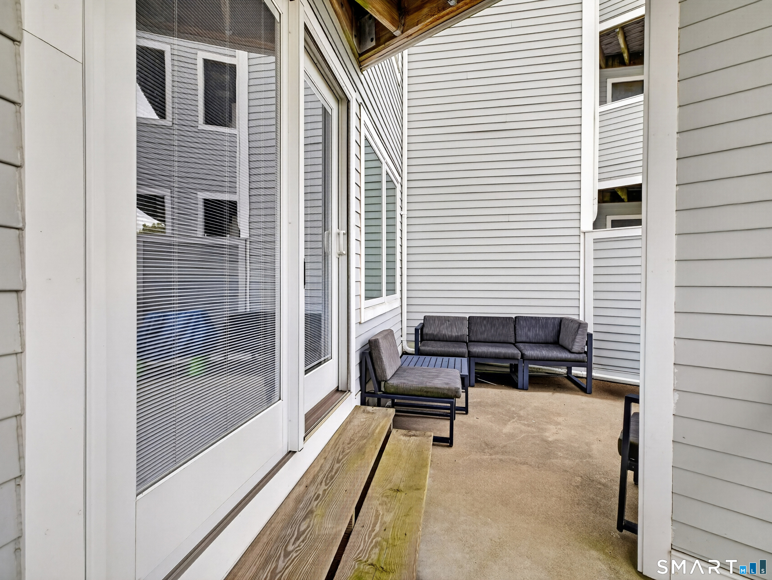2 Mansfield Grove Road East Haven CT 06512