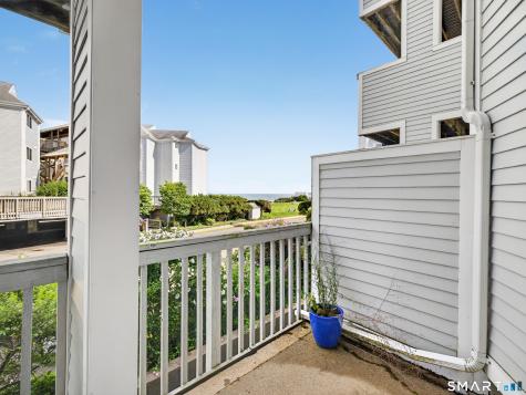 2 Mansfield Grove Road East Haven CT 06512