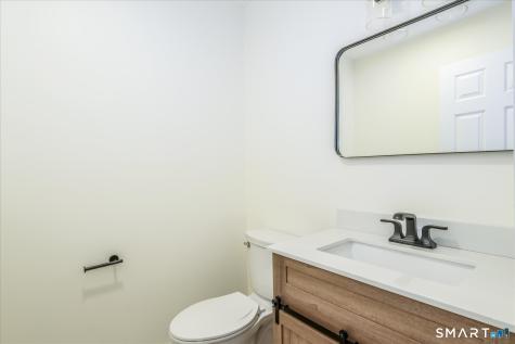 476 Commanche Lane Stratford CT 06614