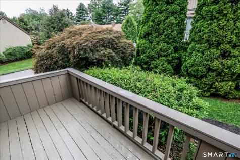 476 Commanche Lane Stratford CT 06614