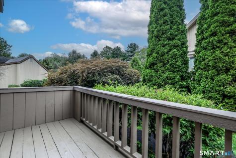 476 Commanche Lane Stratford CT 06614