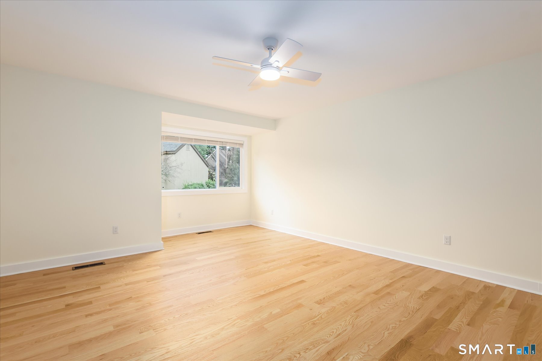 476 Commanche Lane Stratford CT 06614