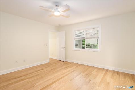 476 Commanche Lane Stratford CT 06614