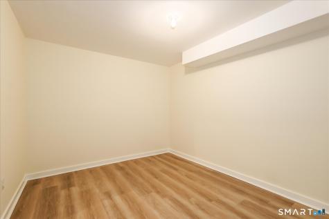 476 Commanche Lane Stratford CT 06614
