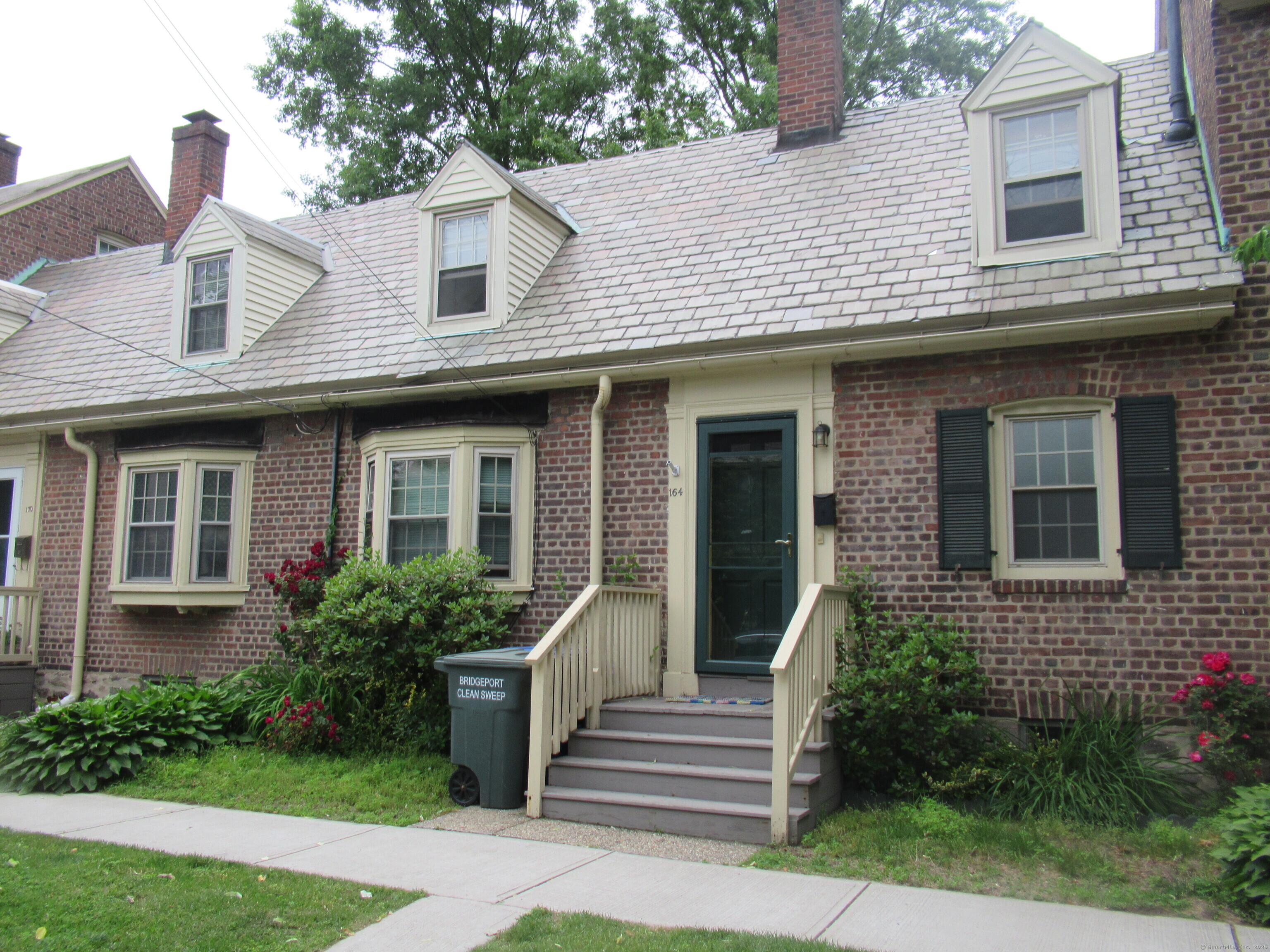 164 Flanders Street Bridgeport CT 06604
