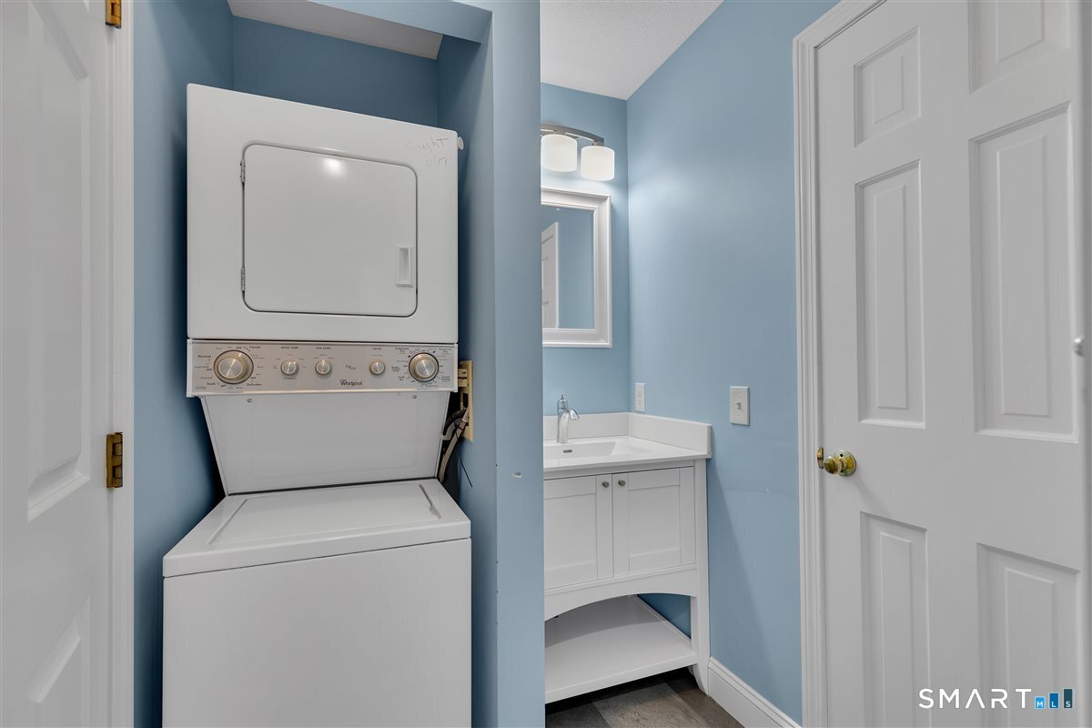6 Bittersweet Ridge Middlefield CT 06455