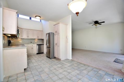 47 Heritage Village Southbury CT 06488