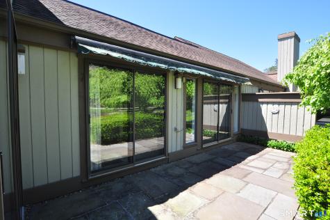 47 Heritage Village Southbury CT 06488