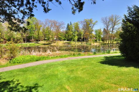 47 Heritage Village Southbury CT 06488