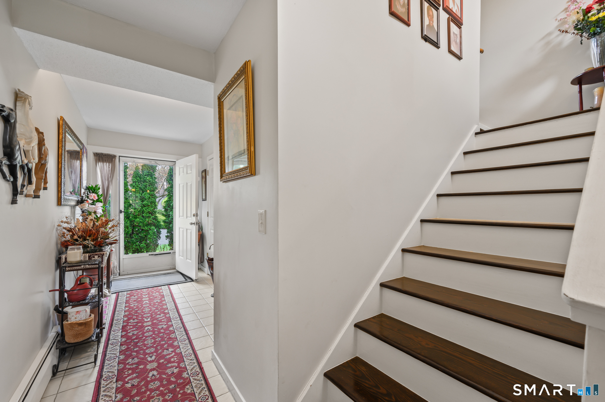 10 Linden Court Bloomfield CT 06002