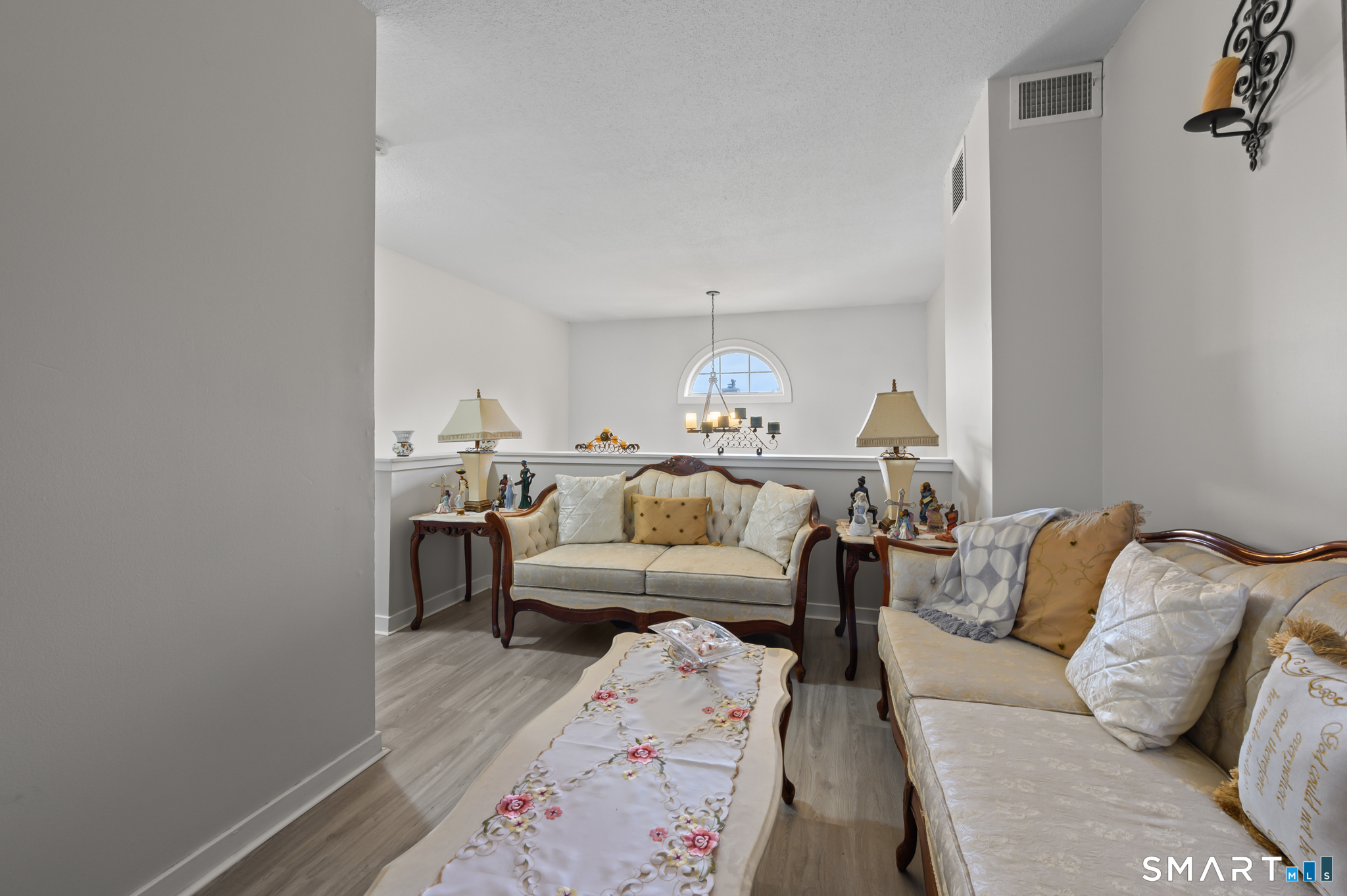 10 Linden Court Bloomfield CT 06002