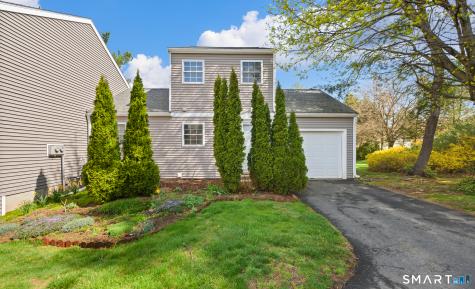 10 Linden Court Bloomfield CT 06002