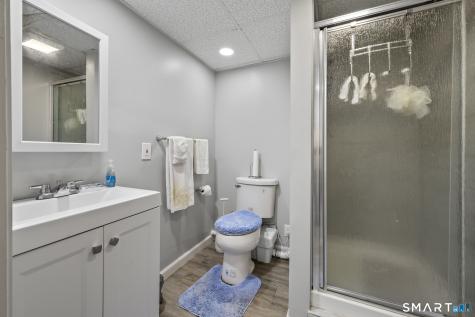 10 Linden Court Bloomfield CT 06002