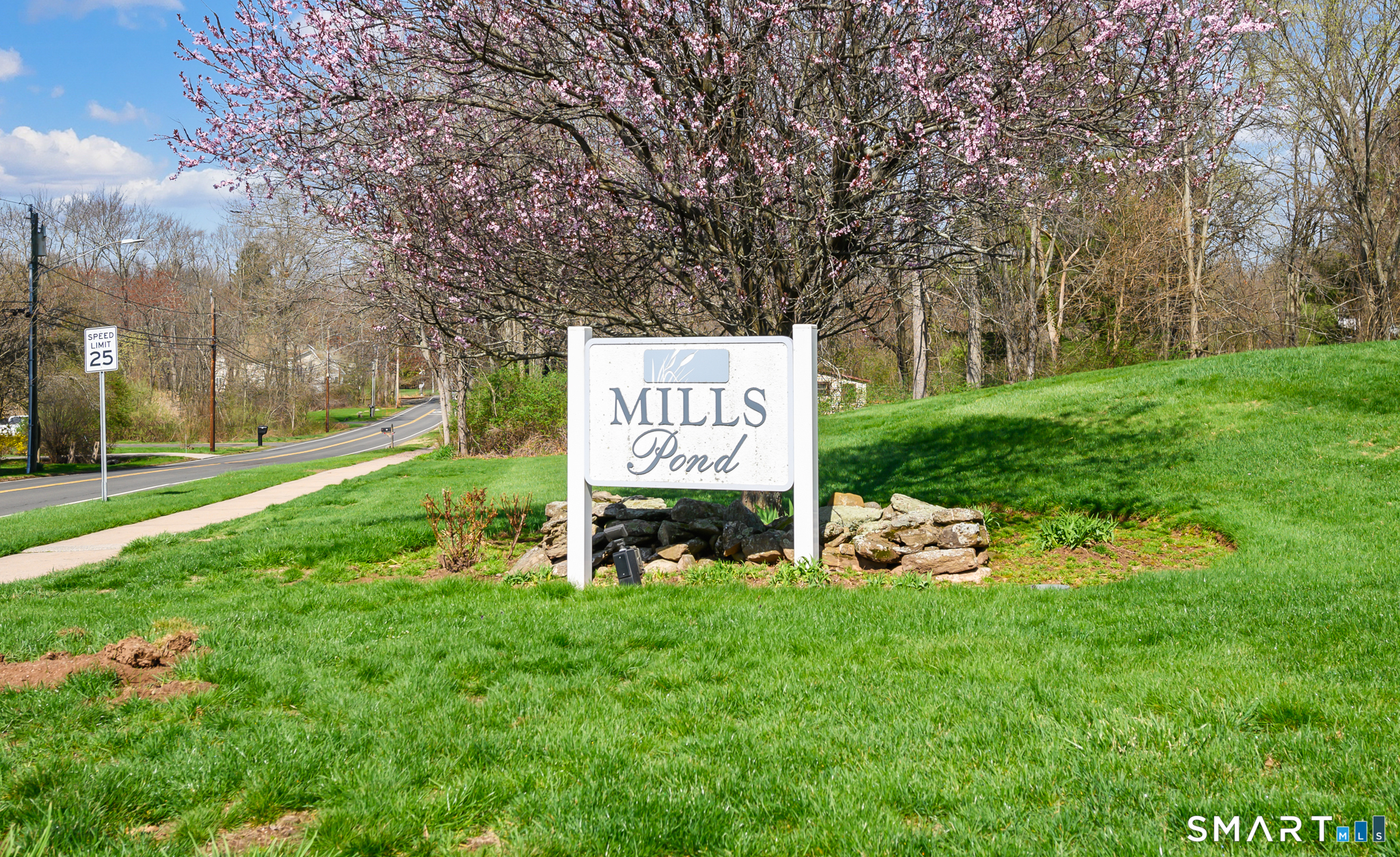 10 Linden Court Bloomfield CT 06002
