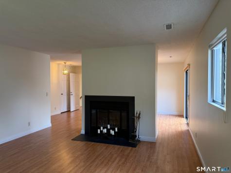 4 Sweetbriar Lane Avon CT 06001
