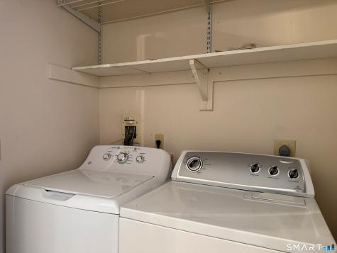 4 Sweetbriar Lane Avon CT 06001