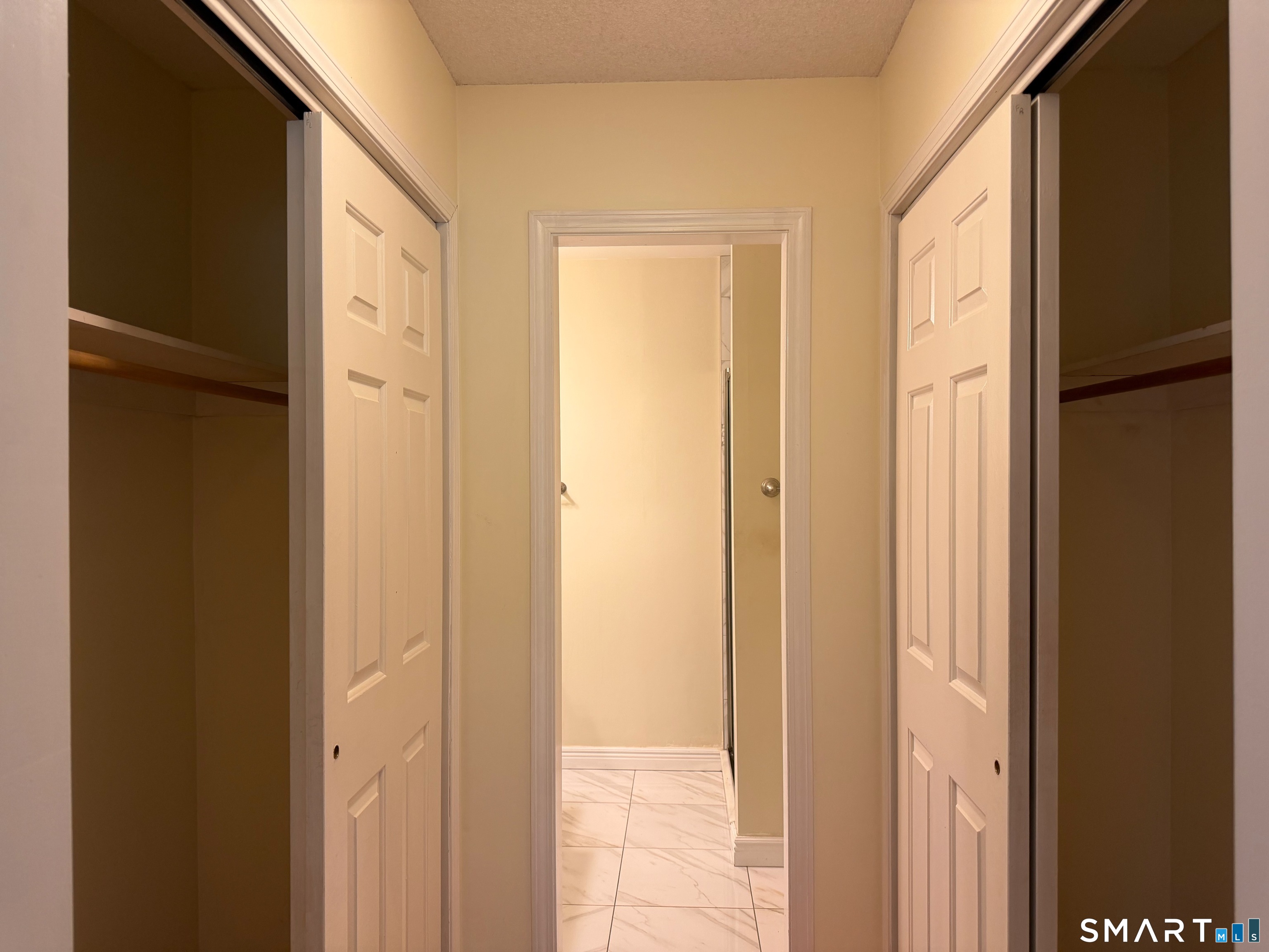 4 Sweetbriar Lane Avon CT 06001