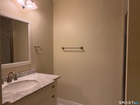 4 Sweetbriar Lane Avon CT 06001