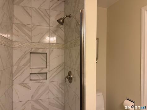 4 Sweetbriar Lane Avon CT 06001