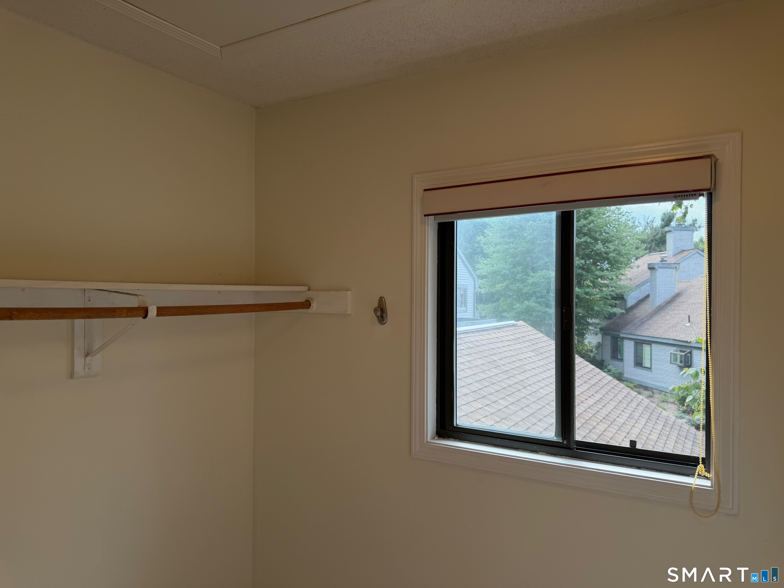 4 Sweetbriar Lane Avon CT 06001