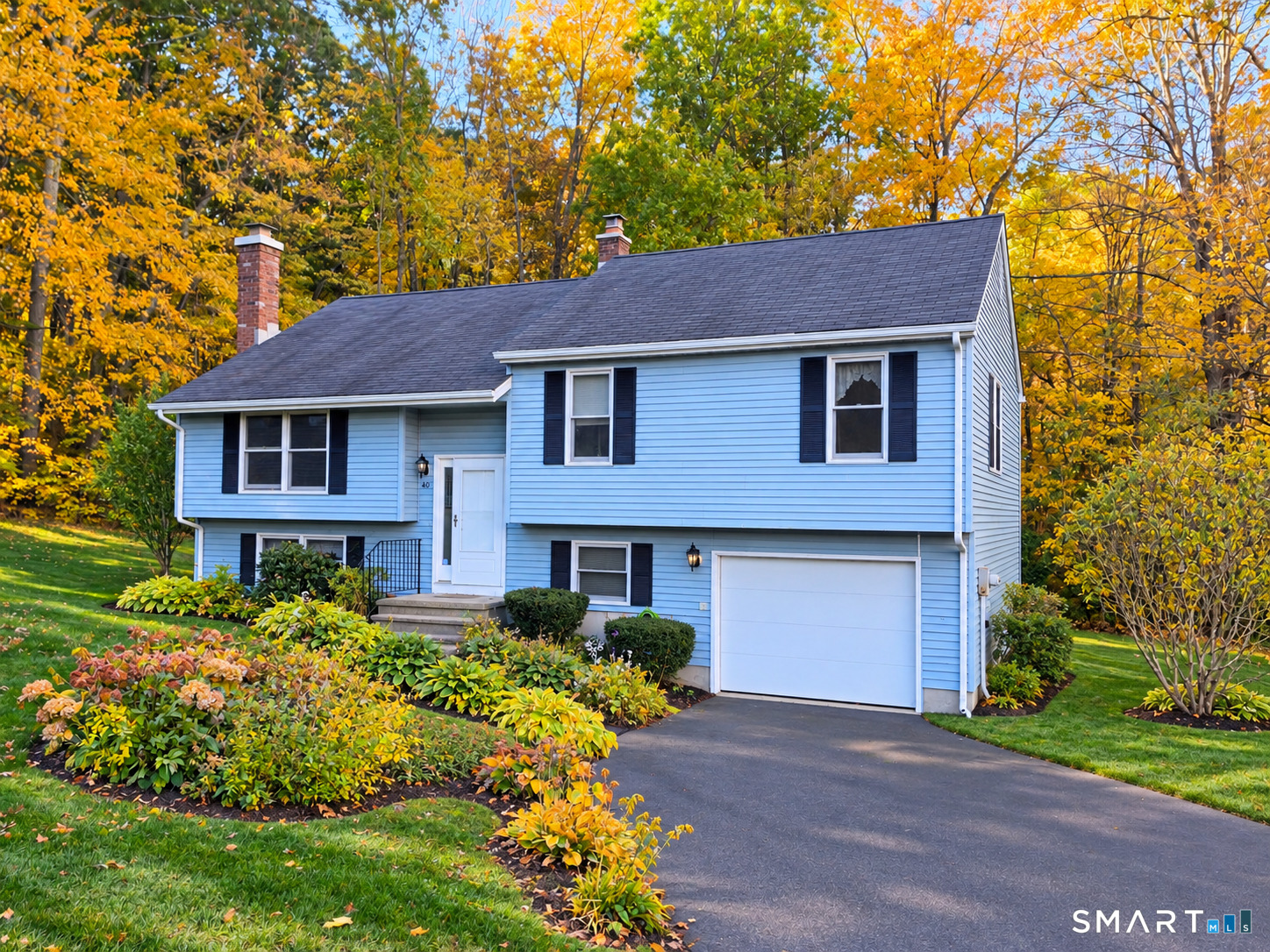 40 Valley View Court Hamden CT 06518