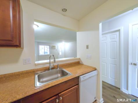 8 Rose Lane Danbury CT 06811