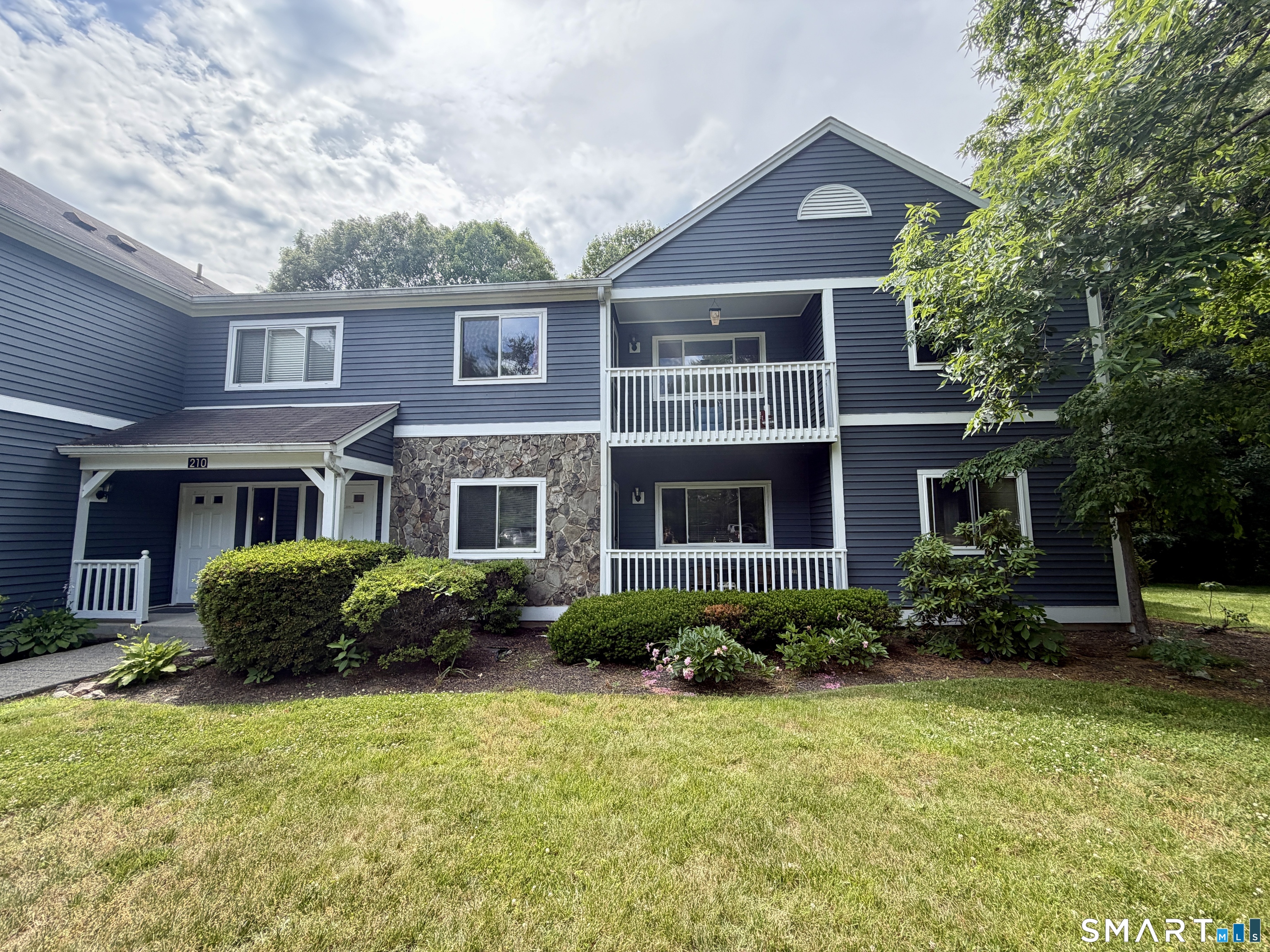 210 Windgate Circle Monroe CT 06468