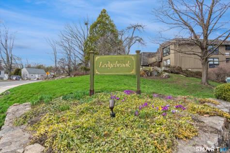 82 Ledgebrook Drive Norwalk CT 06854