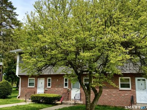 3 Camelot Drive Bloomfield CT 06002